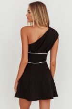 Carissa One-Shoulder Piping Mini Dress Black - Image 2