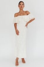 Beauty Within On-Off-Shoulder Maxi Dress Cream - Image 5