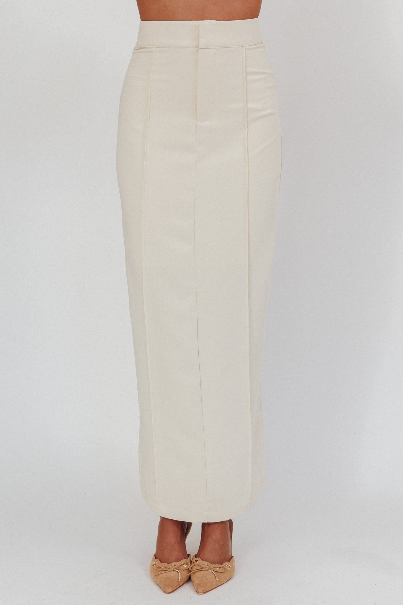KA0081H-S_20CREAM-4 Like I Do Maxi Skirt Cream - Image 1