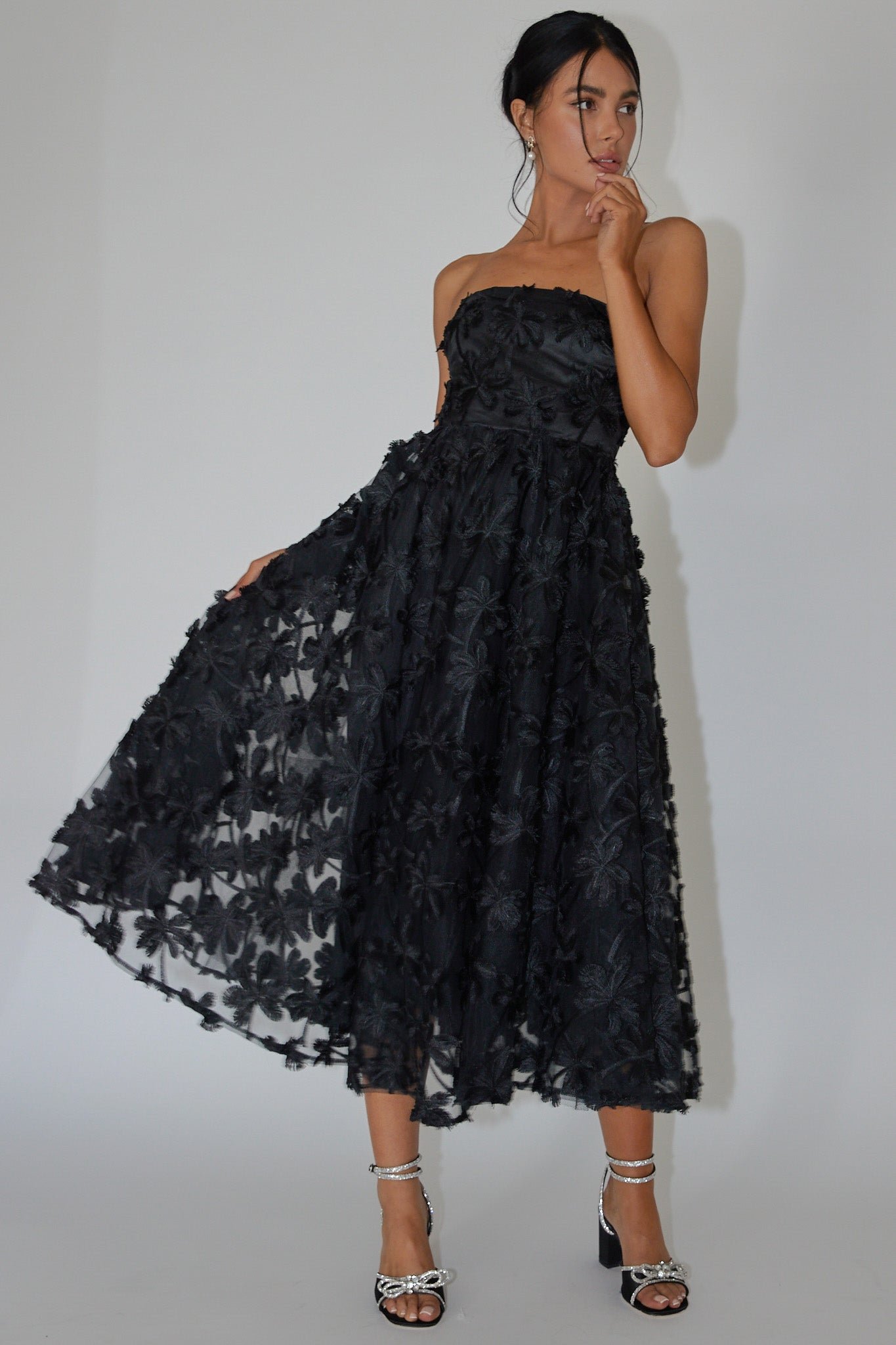 SR0811J01_20BLACK-1 Dori Floral Embellished Midi Dress Black - Image 1