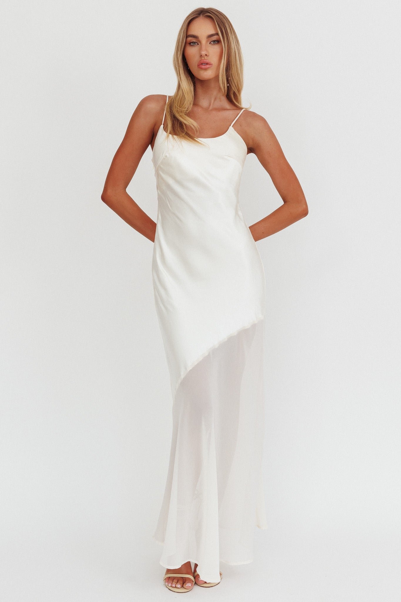 ST5124H_20OYSTER-1-1 Gilded Dream Chiffon Hem Maxi Dress Oyster - Image 1